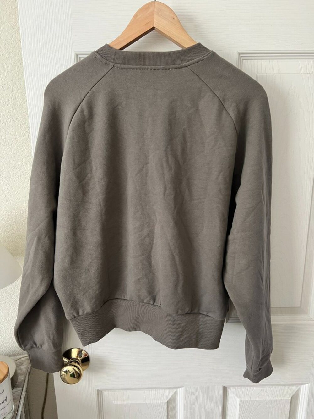 Athleta Easy Fleece Crew Sweatshirt Clay NWT M Plush Soft Oversized - Picture 3 of 9